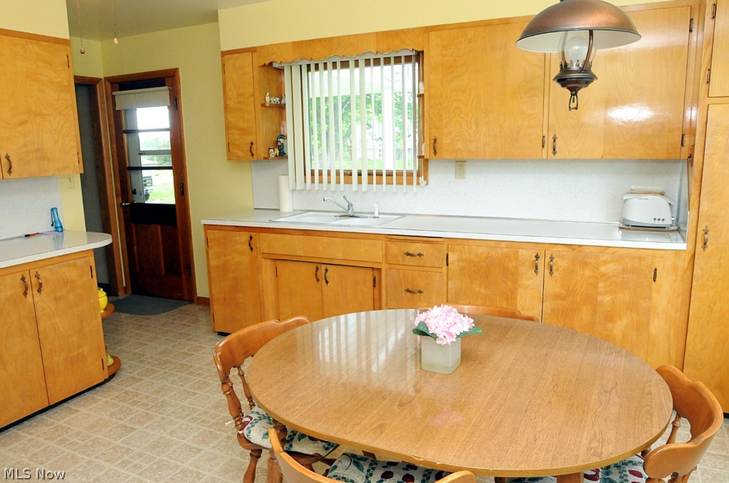 63932 Ridgeway Road Cambridge, OH 43725 - Photo 7 of 21