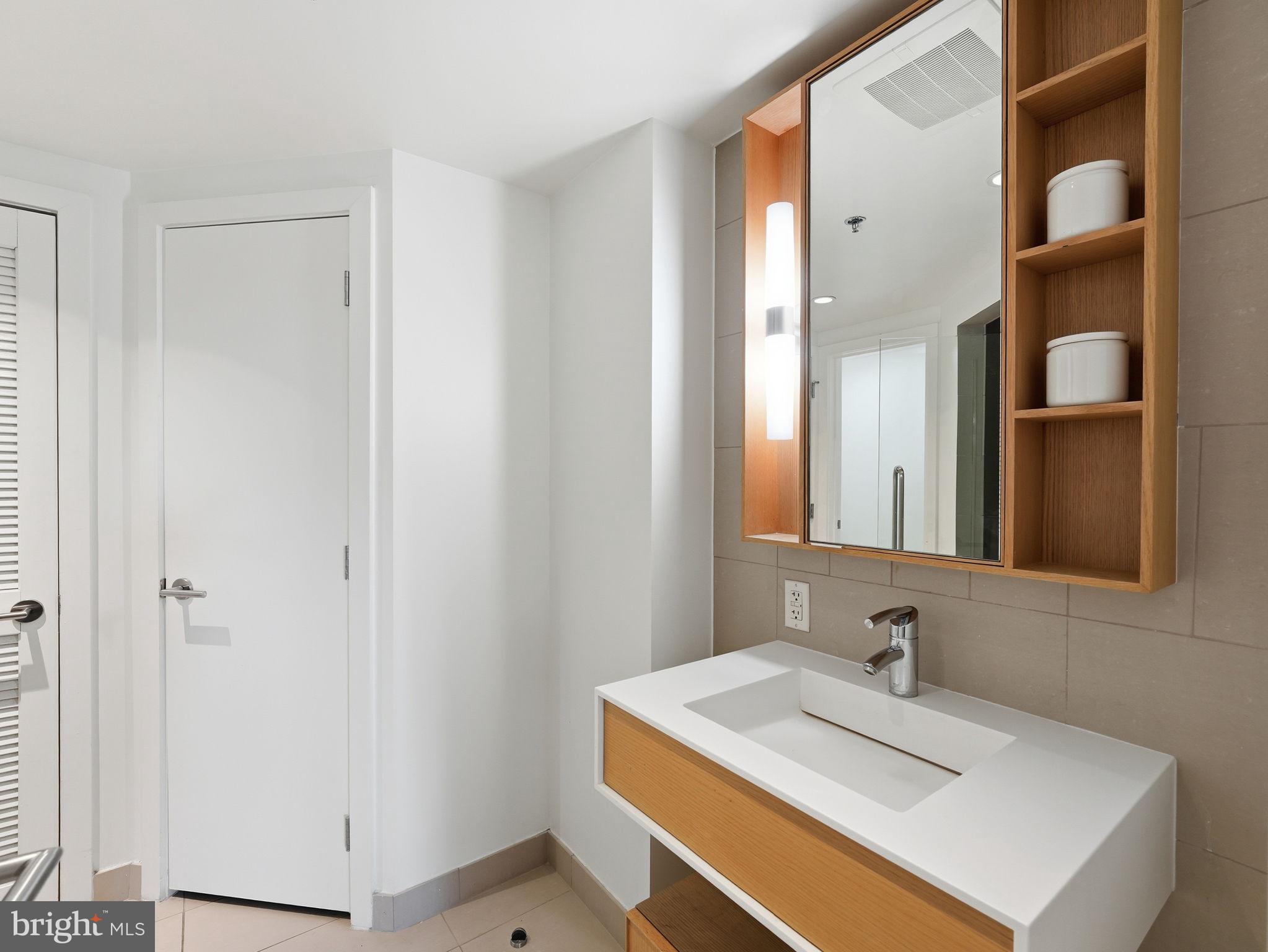 1515 15th Street Northwest, Unit 403 Washington, DC 20005 - Photo 15 of 26 Primary Bath