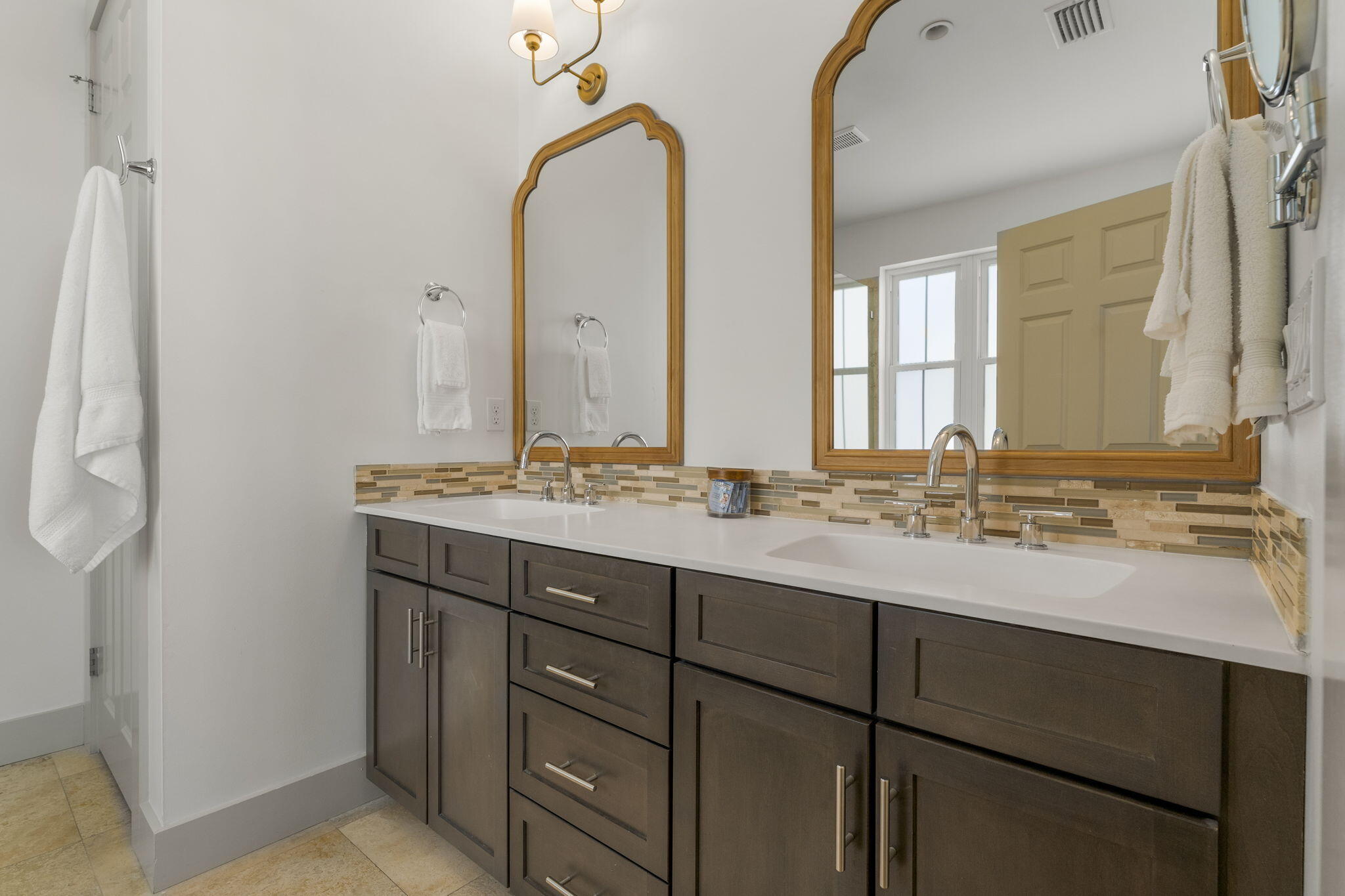 106 North Winston Ln Inlet Beach Inlet Beach, FL 32461 - Photo 25 of 71 Primary Ensuite Bath