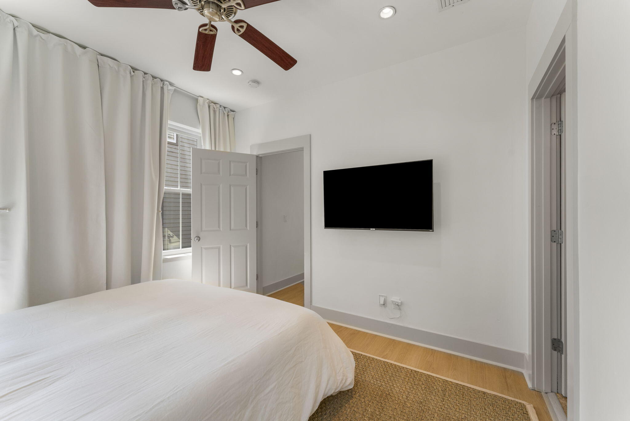 106 North Winston Ln Inlet Beach Inlet Beach, FL 32461 - Photo 28 of 71 2nd Floor Guest Room #1