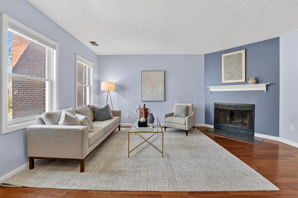 23 Admirals Way, Unit 23 Chelsea, MA 02150 - Photo 2 of 22