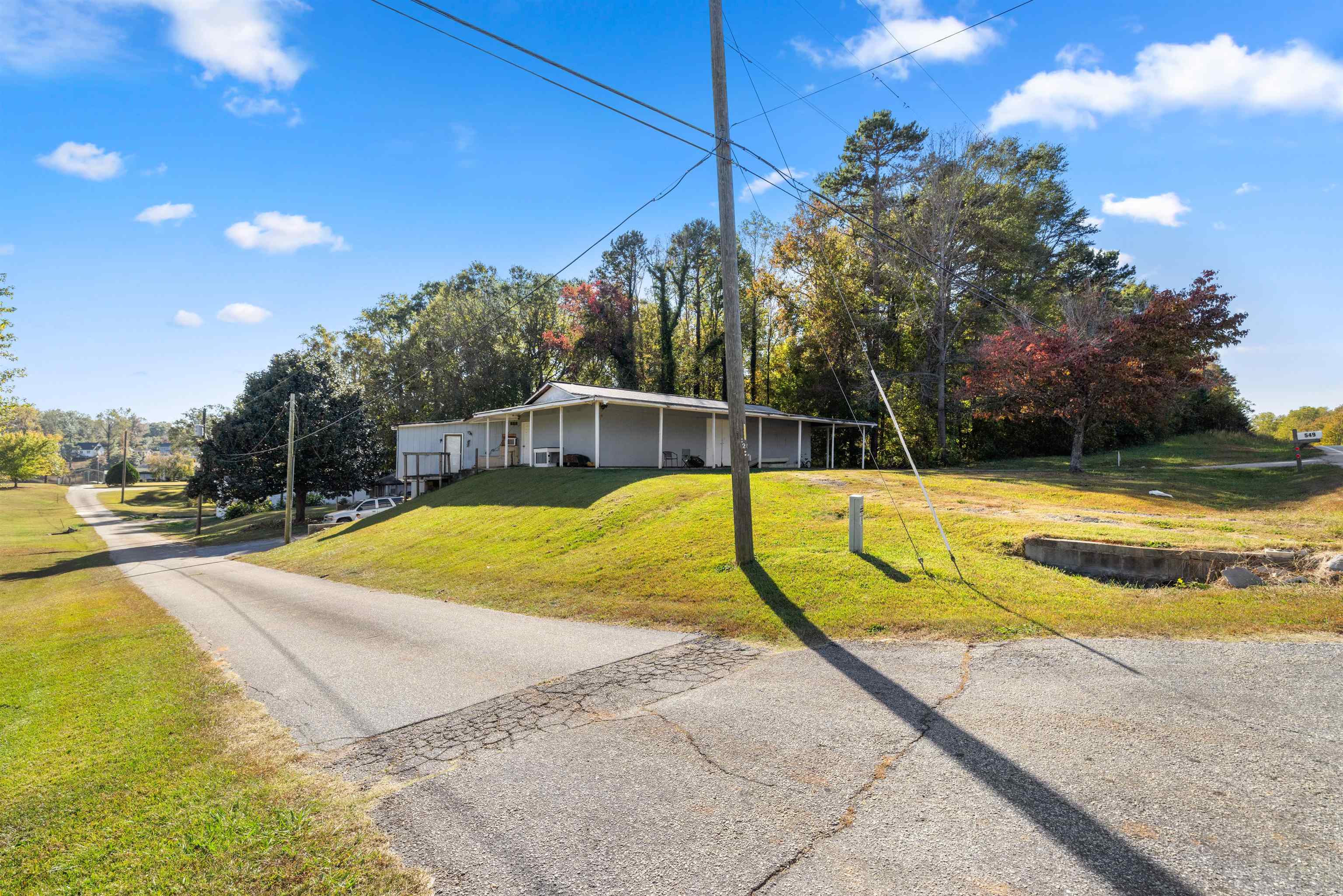549 Berry Shoals Road Duncan, SC 29334 - Photo 3 of 17
