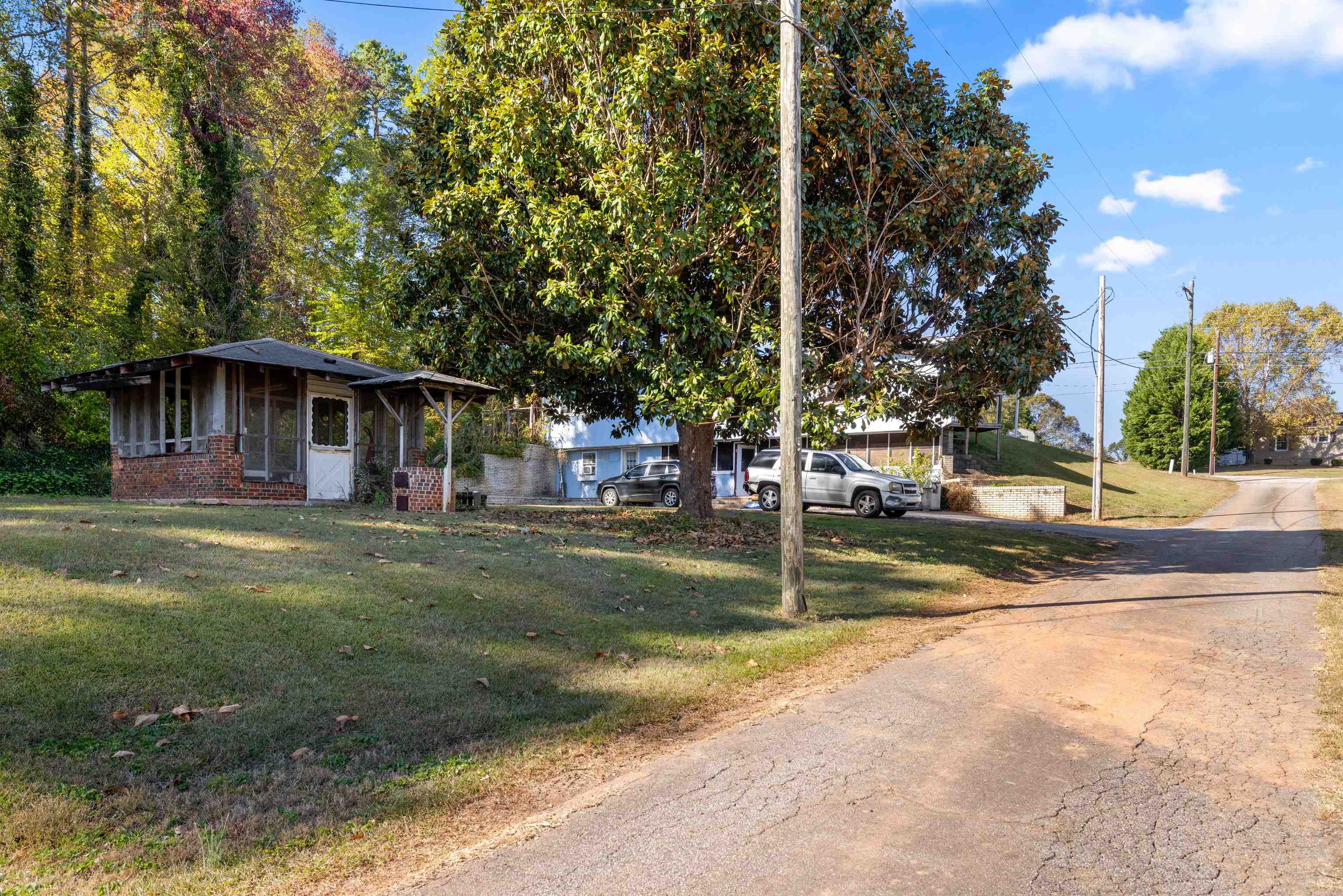 549 Berry Shoals Road Duncan, SC 29334 - Photo 5 of 17
