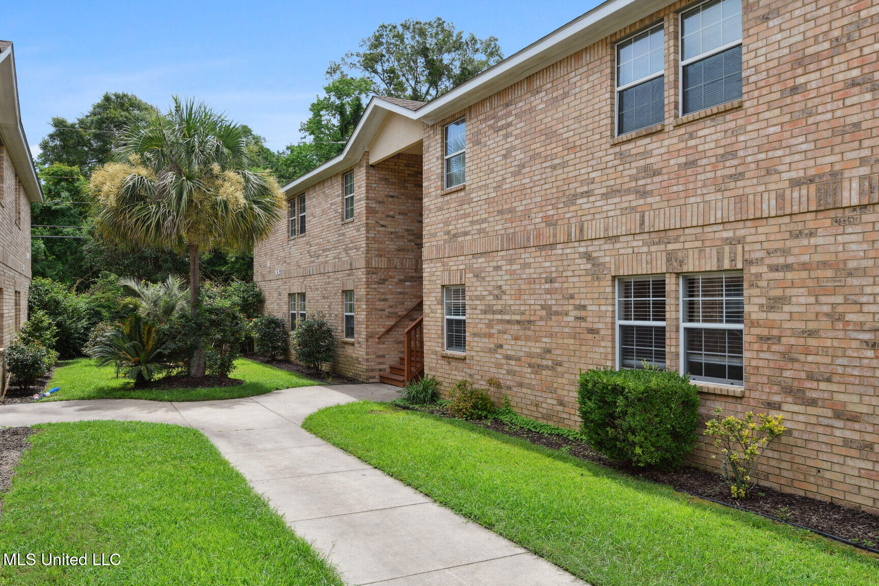477 Tegarden Road, Unit D Gulfport, MS 39507 - Photo 3 of 37 0003--003
