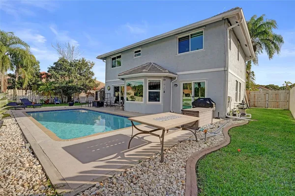 $875,000 | 13901 Appalachian Trail, Davie, FL 33325