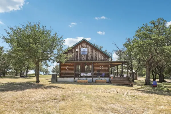 $550,000 | 194 County Road 3825, Bridgeport, TX 76426