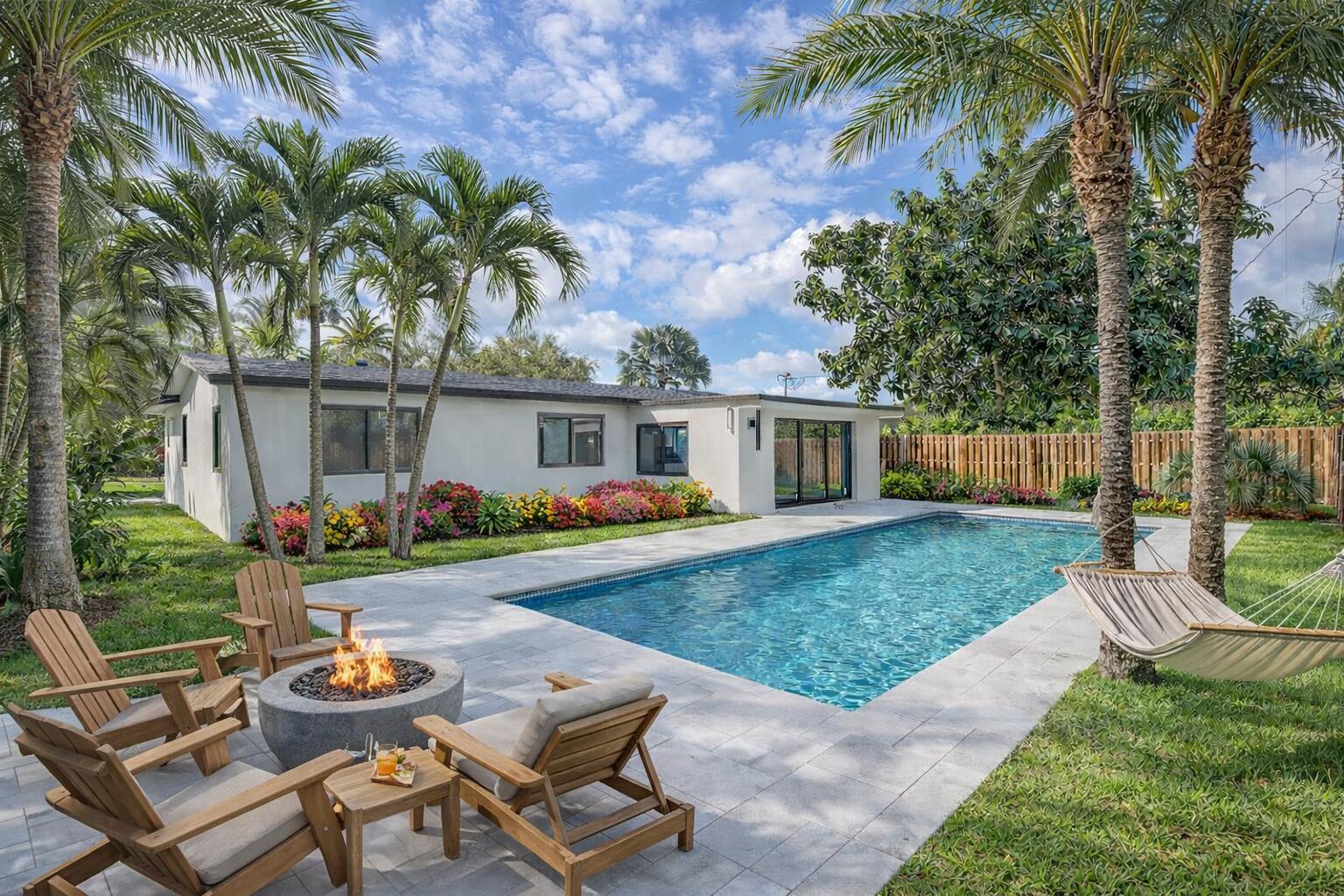 1257 Northwest 4th Street Boca Raton, FL 33486 - Photo 27 of 30 staged backyard