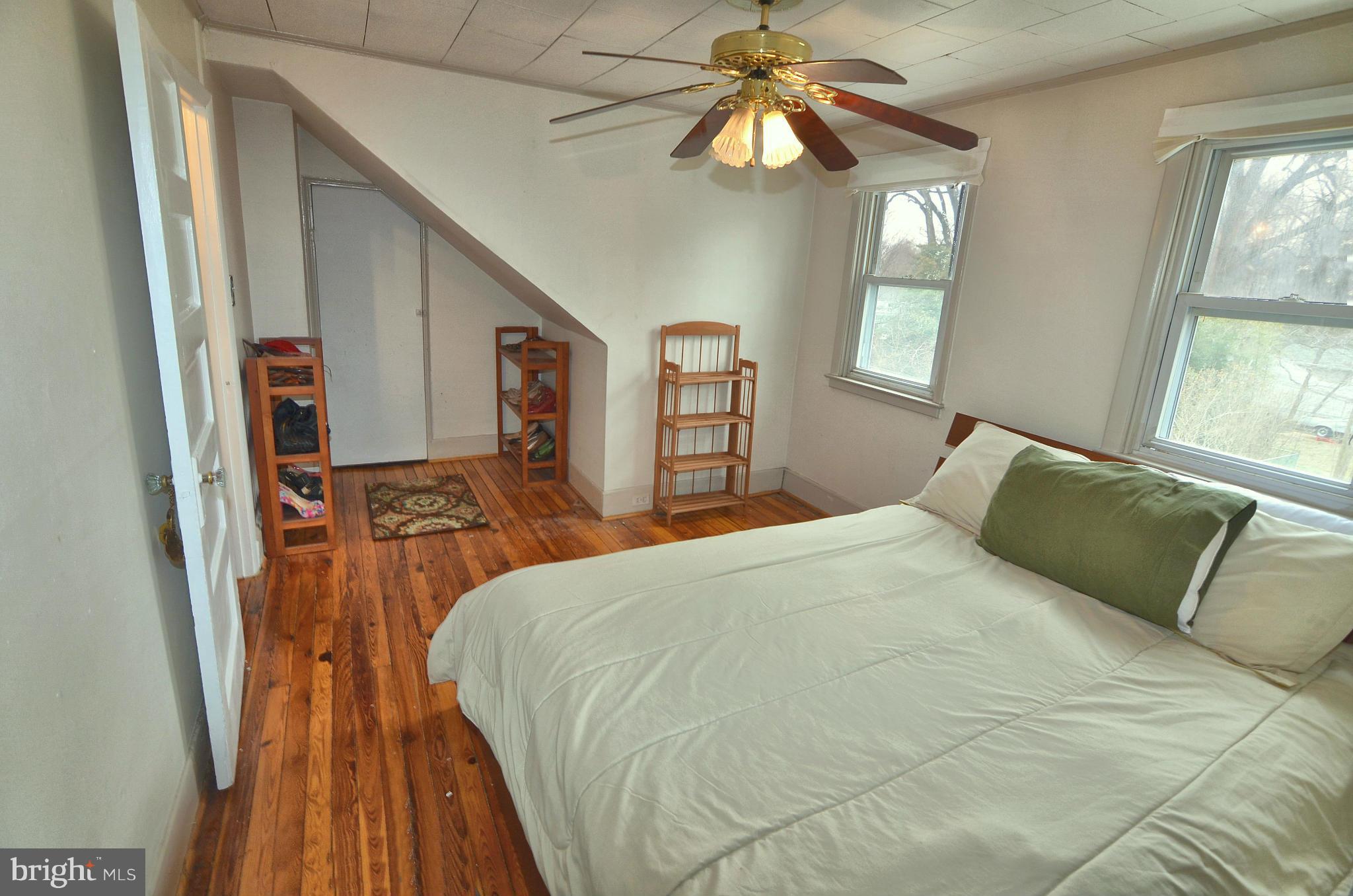 507 Upland Road Baltimore, MD 21208 - Photo 12 of 20 Bedroom (Master)