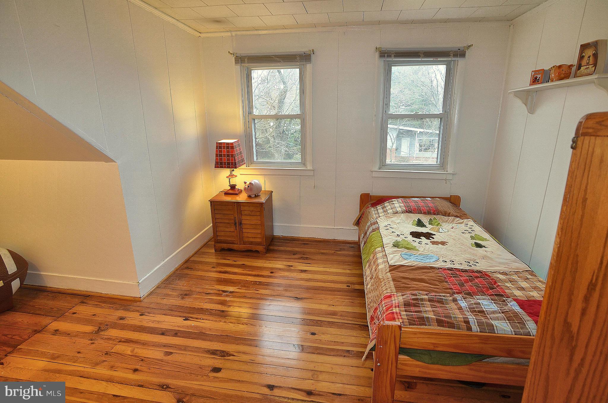 507 Upland Road Baltimore, MD 21208 - Photo 16 of 20 Bedroom