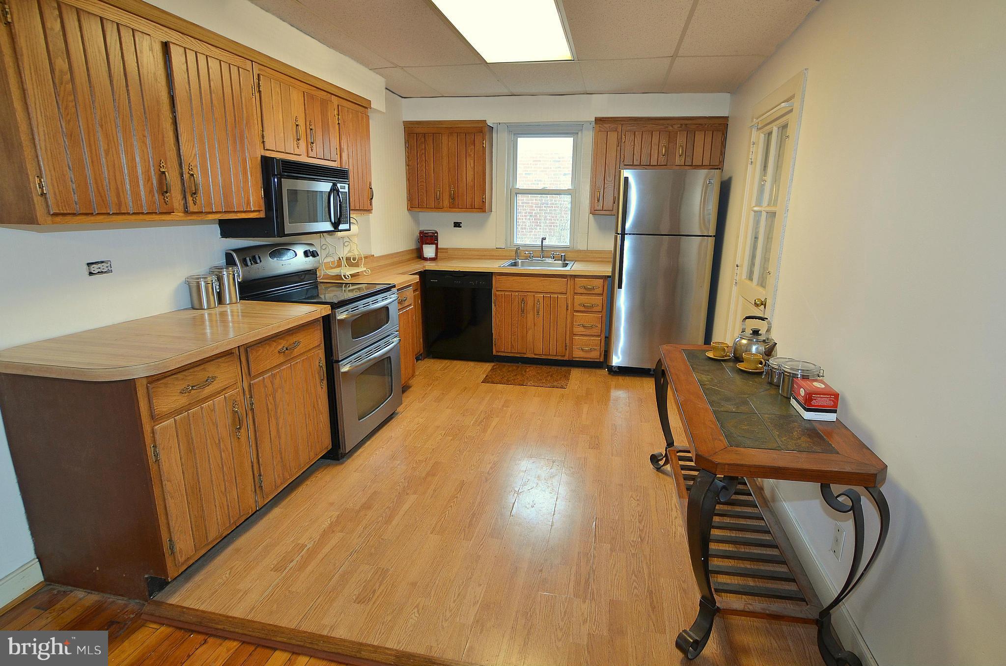 507 Upland Road Baltimore, MD 21208 - Photo 10 of 20 Kitchen