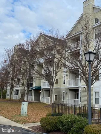 $2,295 | 14100 Farnsworth Lane, Unit 2206, Upper Marlboro, MD 20772