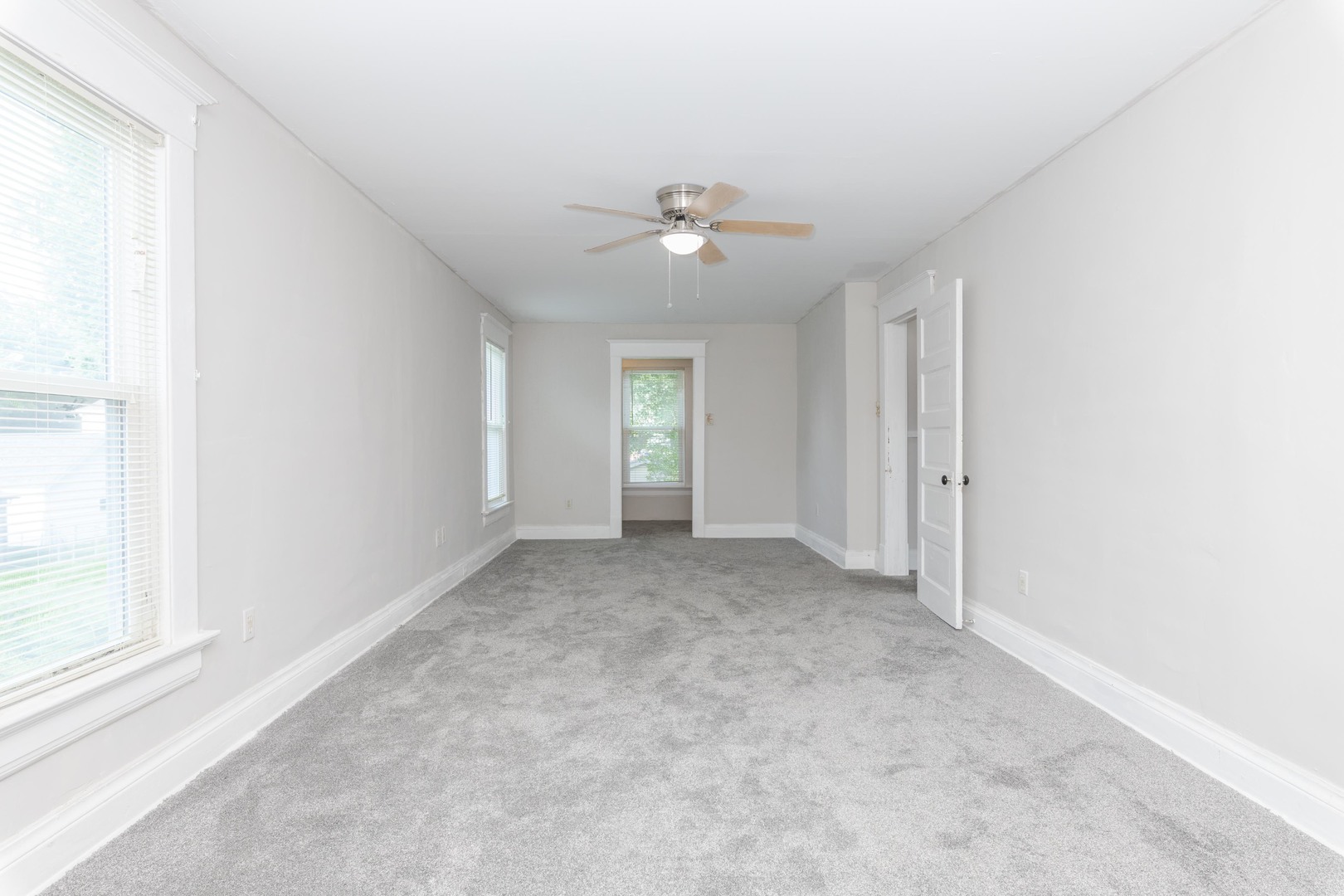 615 North Chicago Street Pontiac, IL 61764 - Photo 31 of 44