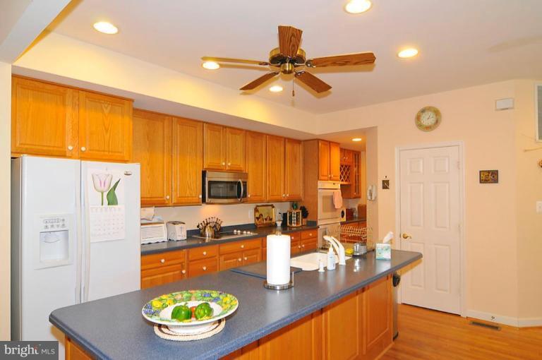 5032 Jericho Road Columbia, MD 21044 - Photo 14 of 23 Kitchen