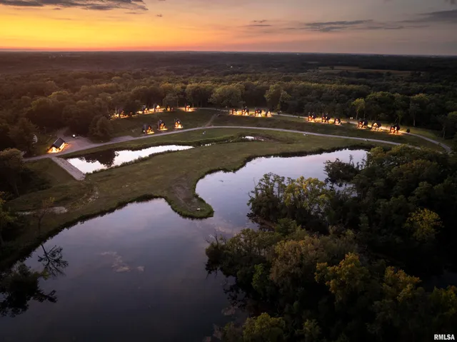 $6,995,000 | 1667 Sherwood Camp Road, Unit 11424, Dahinda, IL 61428