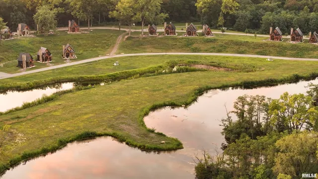 $6,995,000 | 1667 Sherwood Camp Road, Unit 11424, Dahinda, IL 61428