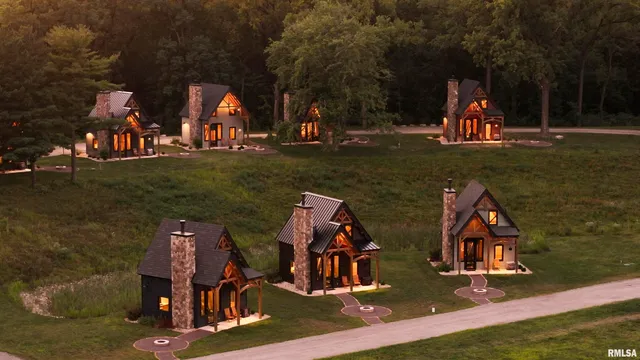 $6,995,000 | 1667 Sherwood Camp Road, Unit 11424, Dahinda, IL 61428