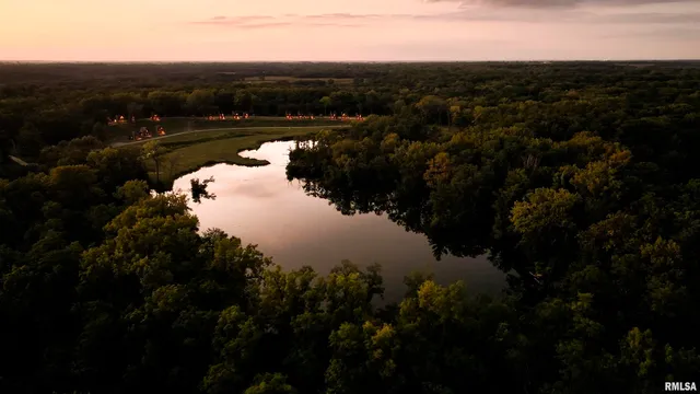 $6,995,000 | 1667 Sherwood Camp Road, Unit 11424, Dahinda, IL 61428