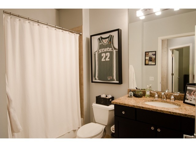 720 North Larrabee Street, Unit 702 Chicago, IL 60654 - Photo 21 of 23