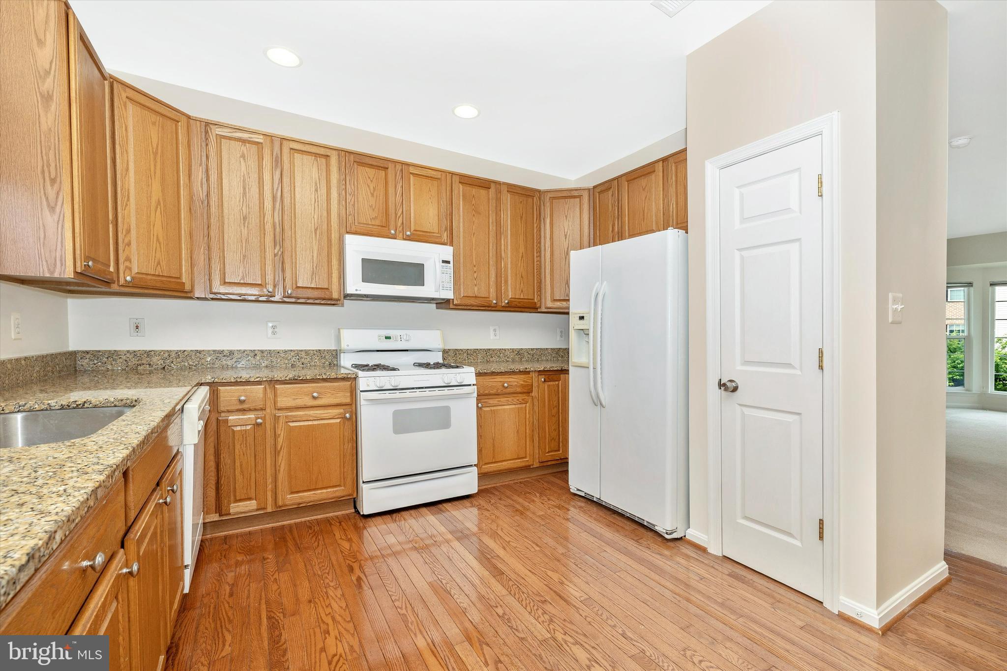 611 Glen Echo Road Frederick, MD 21703 - Photo 14 of 52 Kitchen