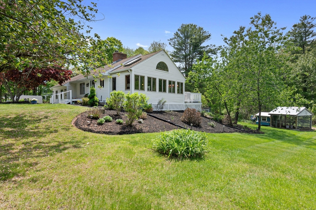 610 Main Street Boxford, MA 01921 - Photo 1 of 40 Gallery Image 1