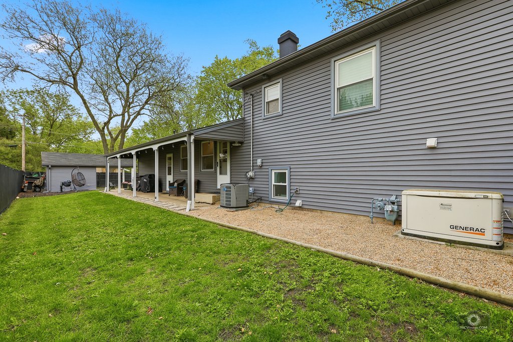 26W350 Jewell Road Winfield, IL 60190 - Photo 21 of 27
