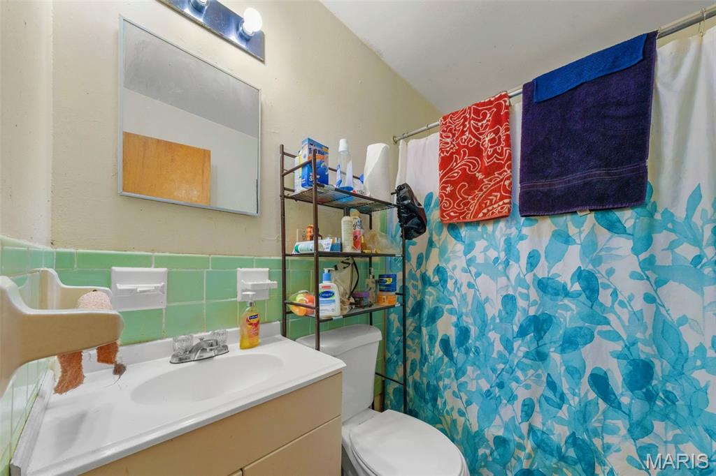 10030 Mccartney Lane St. Louis, MO 63137 - Photo 12 of 30