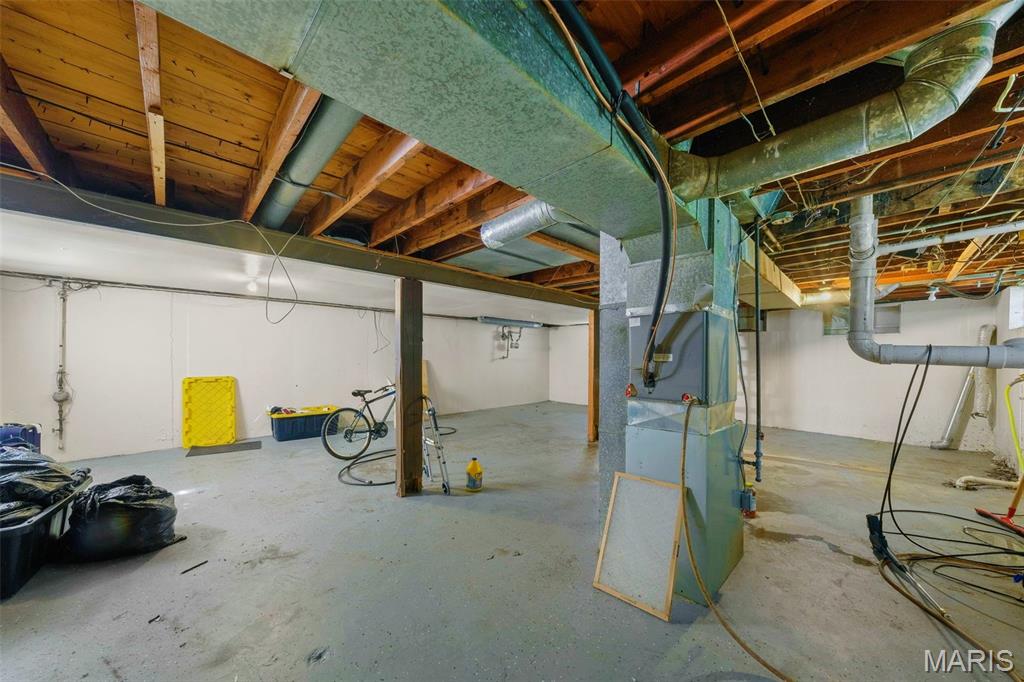 10030 Mccartney Lane St. Louis, MO 63137 - Photo 22 of 30