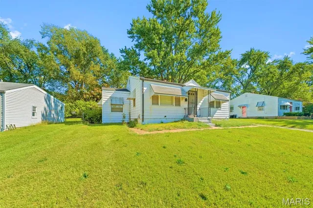 $100,000 | 10030 Mccartney Lane, St. Louis, MO 63137