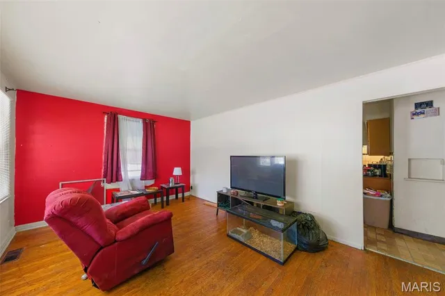 $100,000 | 10030 Mccartney Lane, St. Louis, MO 63137