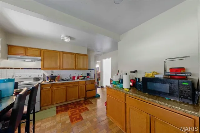 $100,000 | 10030 Mccartney Lane, St. Louis, MO 63137