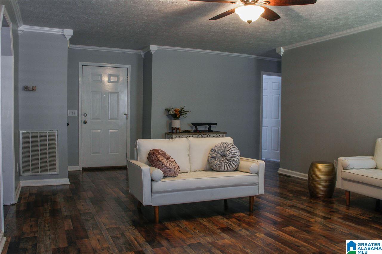 274 Jones Street Jacksonville, AL 36265 - Photo 3 of 24