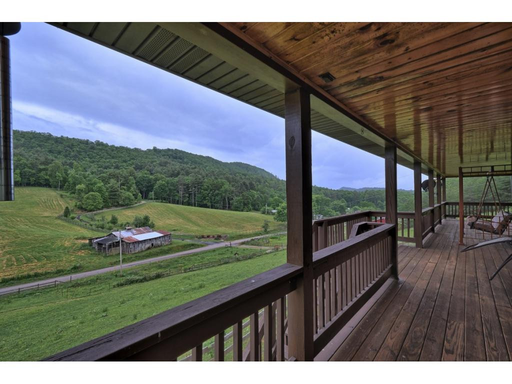 561 Grindstaff Road Butler, TN 37640 - Photo 4 of 36 Photo 4