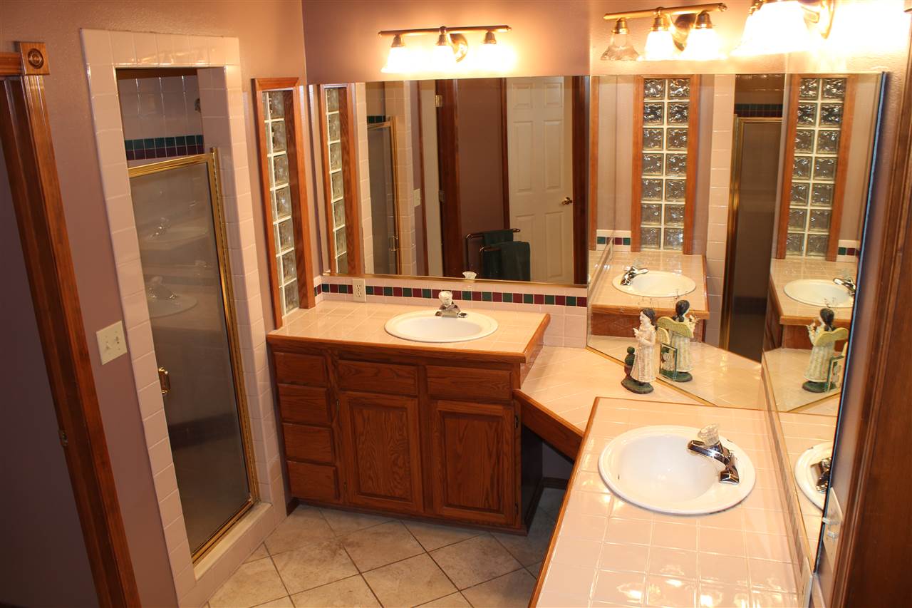 11017 East Connor Road Valleyford, WA 99036 - Photo 13 of 20