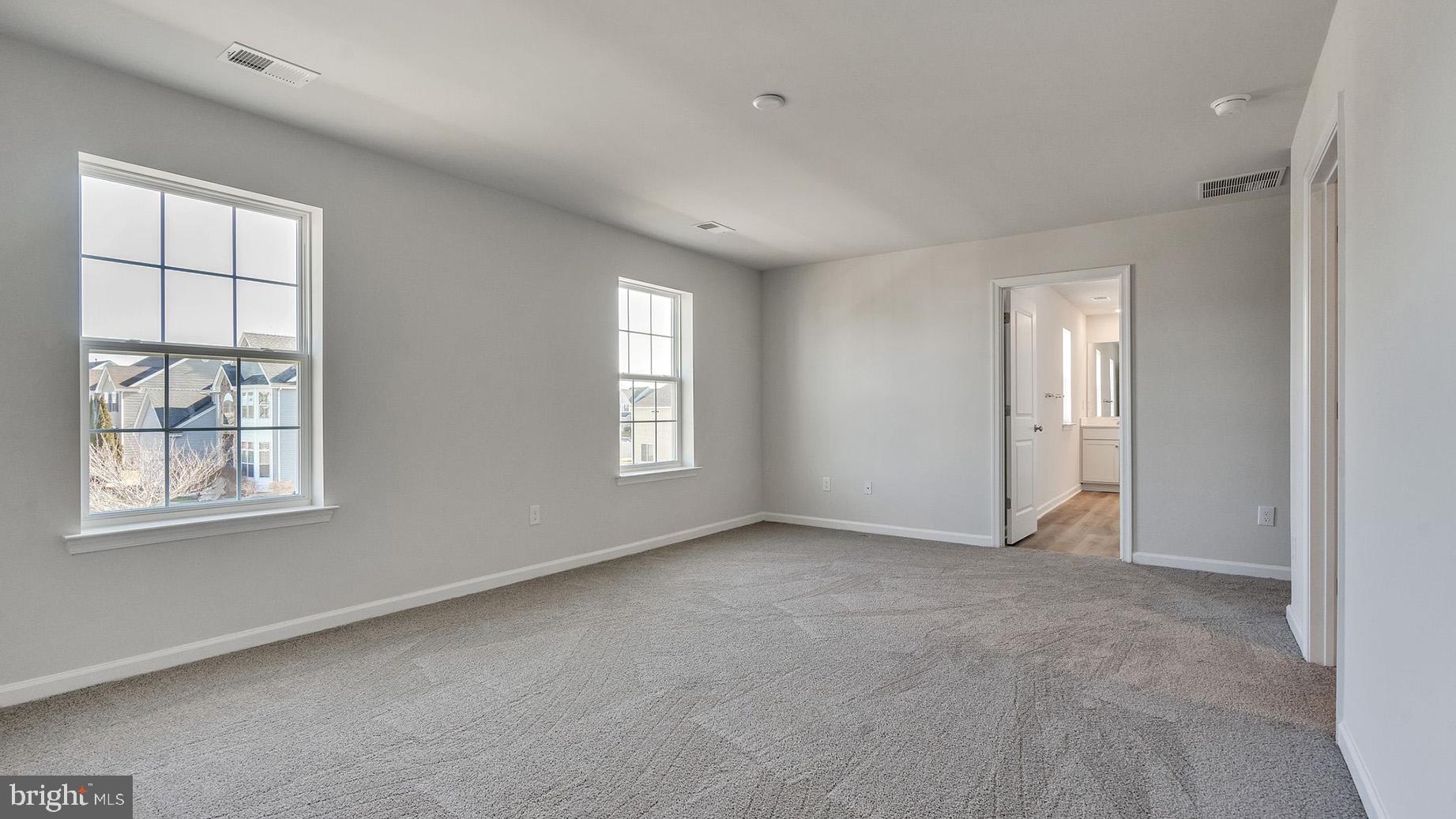 423 Kingston Drive Cherry Hill, NJ 08034 - Photo 19 of 27 an empty room with windows and closet