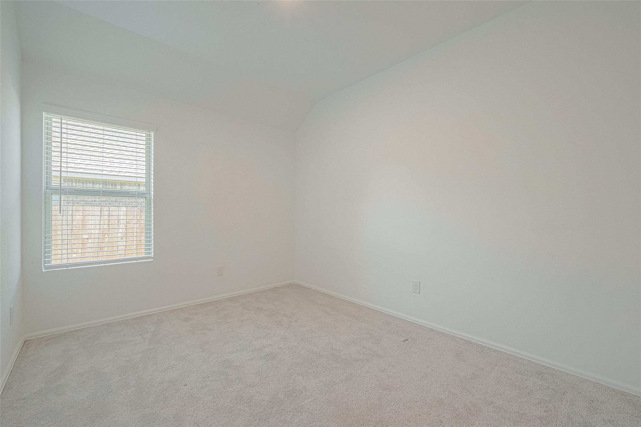 5528 Knox Landing Drive Rosenberg, TX 77469 - Photo 15 of 20 an empty room with a window