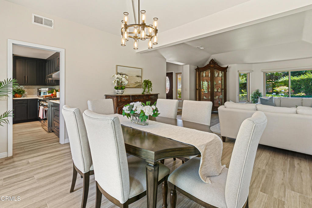10539 Chippenham Road Camarillo, CA 93012 - Photo 11 of 74