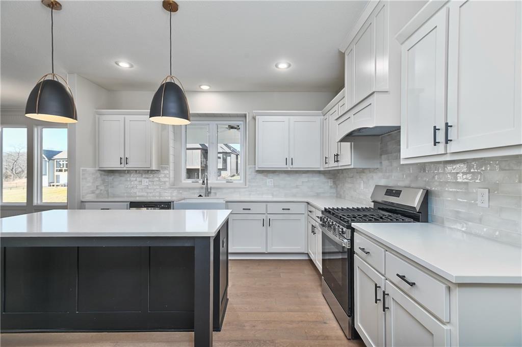 6104 Barth Road Shawnee, KS 66226 - Photo 16 of 34