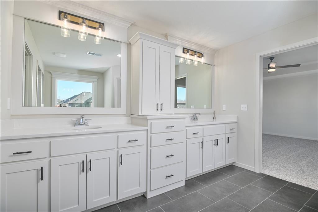 6104 Barth Road Shawnee, KS 66226 - Photo 27 of 34