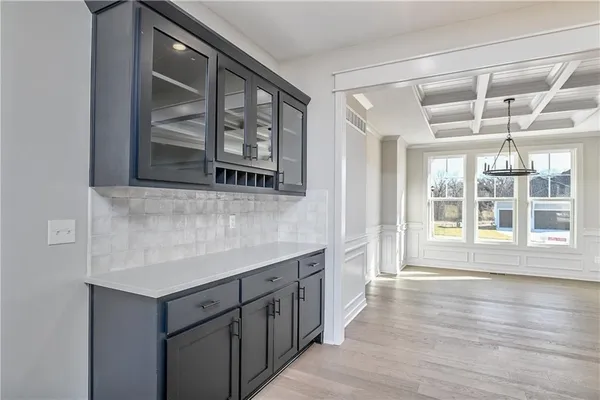 $724,950 | 6104 Barth Road, Shawnee, KS 66226