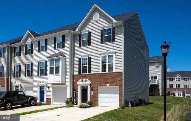 $459,000 | 210 Streamview Drive, Fredericksburg, VA 22405