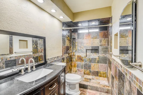 $1,845 | 18731 Shannon Glen Lane, Houston, TX 77084