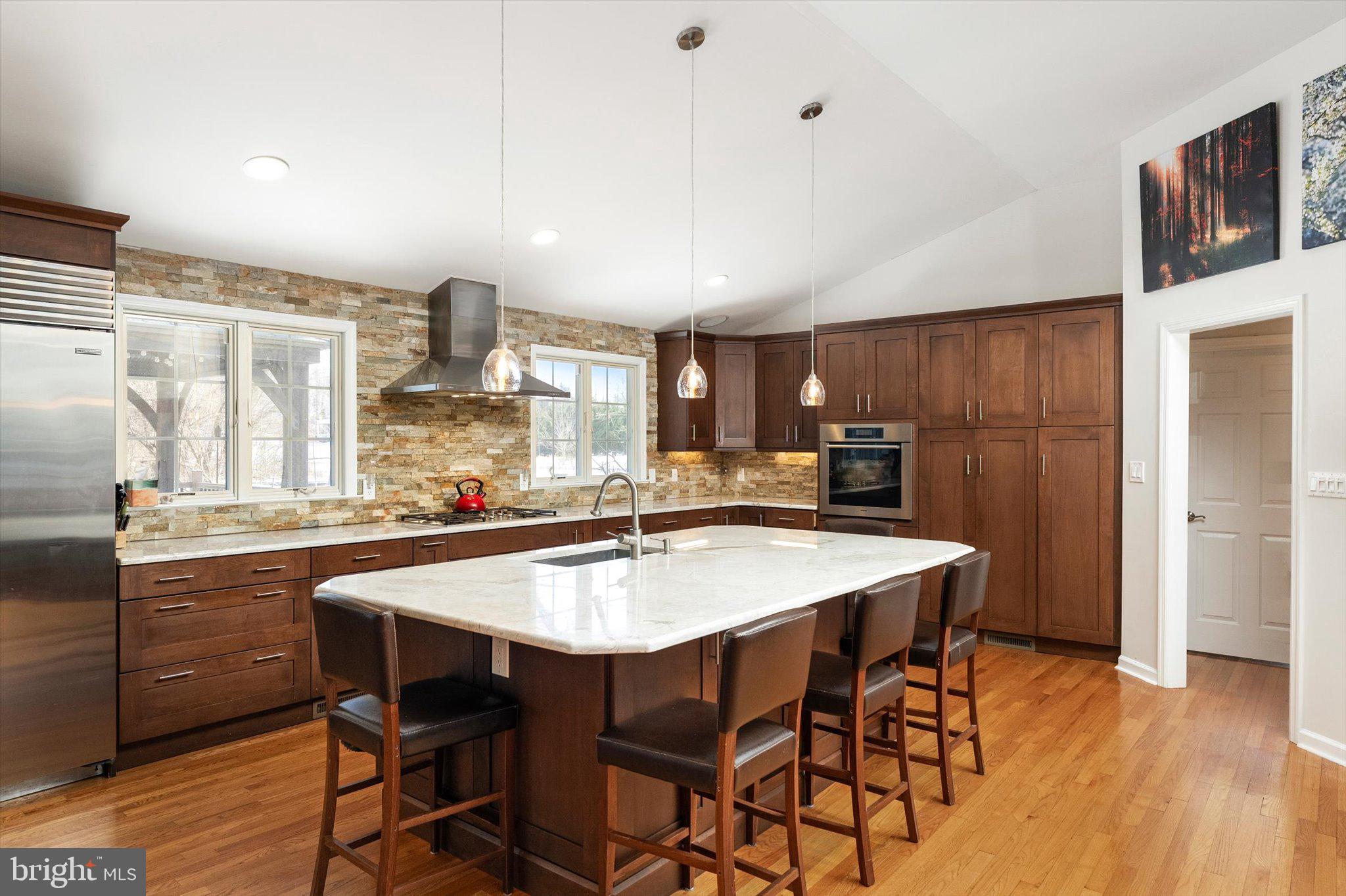 327 Gordon Road Robbinsville, NJ 08691 - Photo 9 of 42 Gallery Image 9