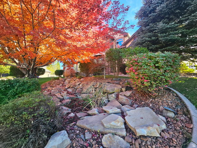 682 Healey Boulevard Alpine, UT 84004 - Photo 5 of 74
