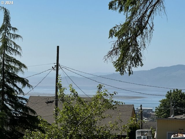 Fir Avenue Garibaldi, OR 97118 - Photo 1 of 32 Gallery Image 1