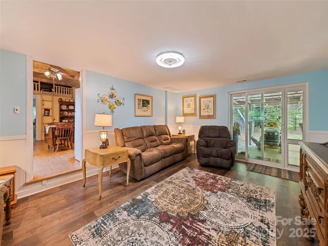 $299,900 | 449 Little East Fork Road, Canton, NC 28716