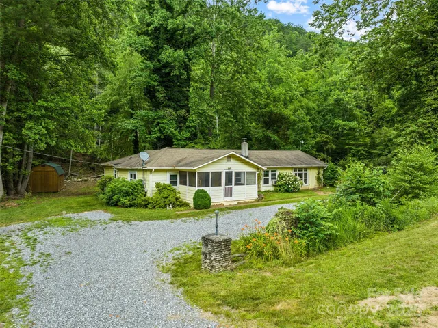 $299,900 | 449 Little East Fork Road, Canton, NC 28716