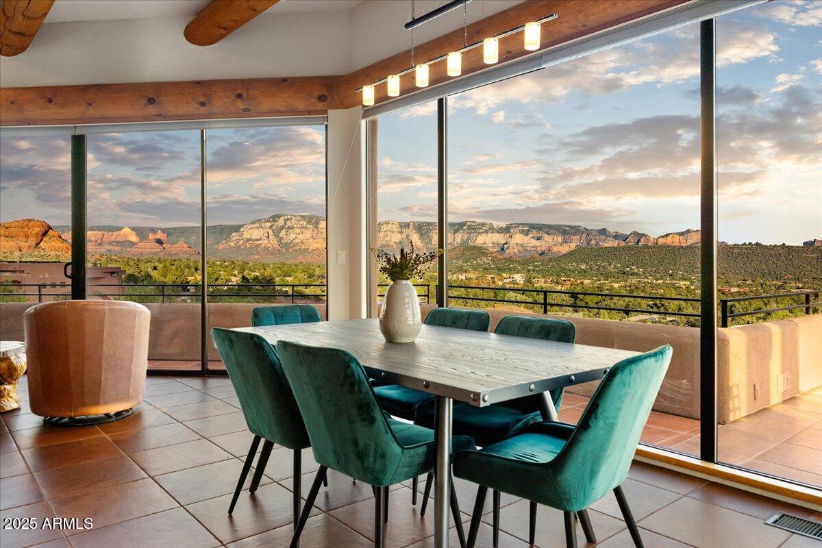 730-750 Rhapsody Road Sedona, AZ 86336 - Photo 20 of 63 04-Dining Room