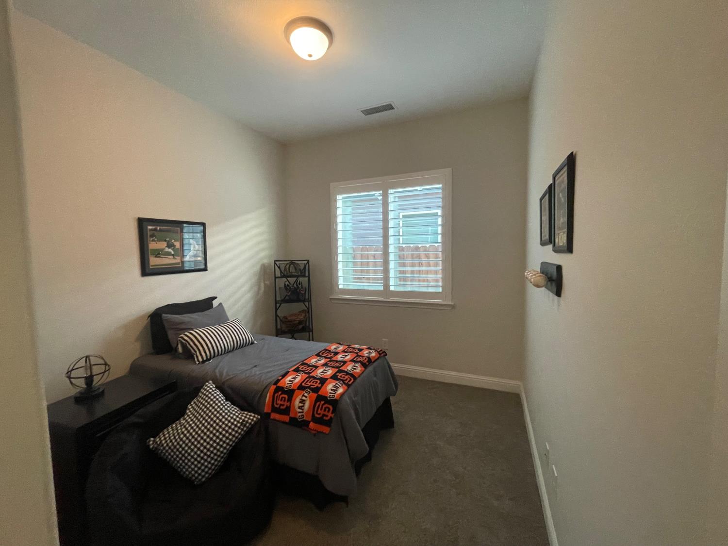 16190 West David Kerman, CA 93630 - Photo 12 of 17