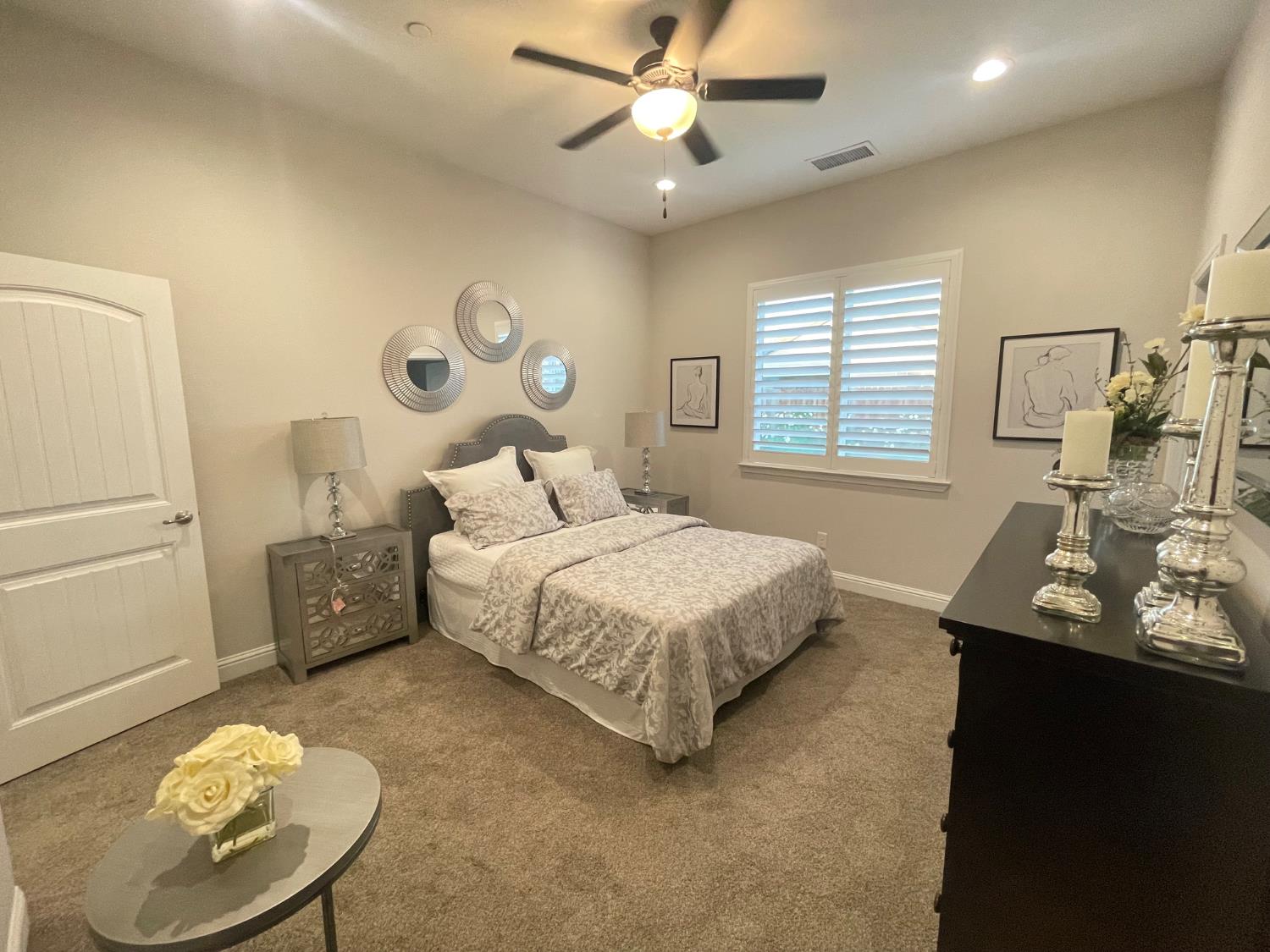 16190 West David Kerman, CA 93630 - Photo 8 of 17