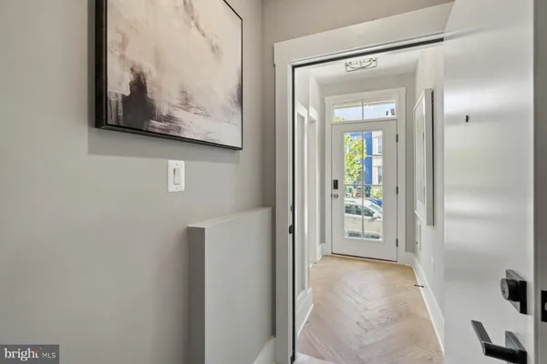 $4,900 | 1640 4th Street Northwest, Unit 2, Washington, DC 20001